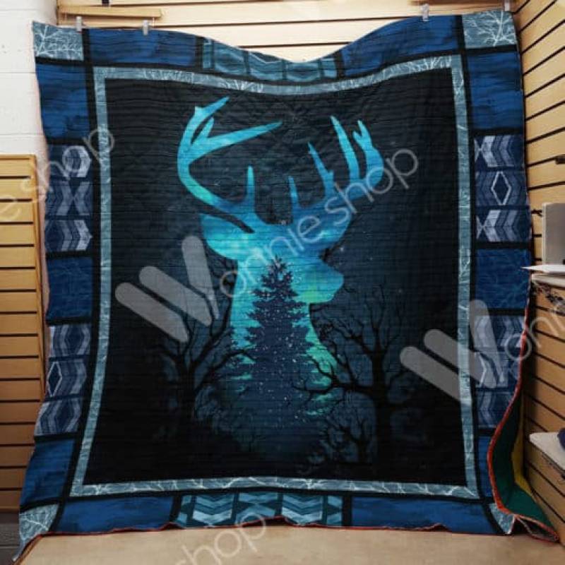 Deer Hunting A2001 82O33 Blanket