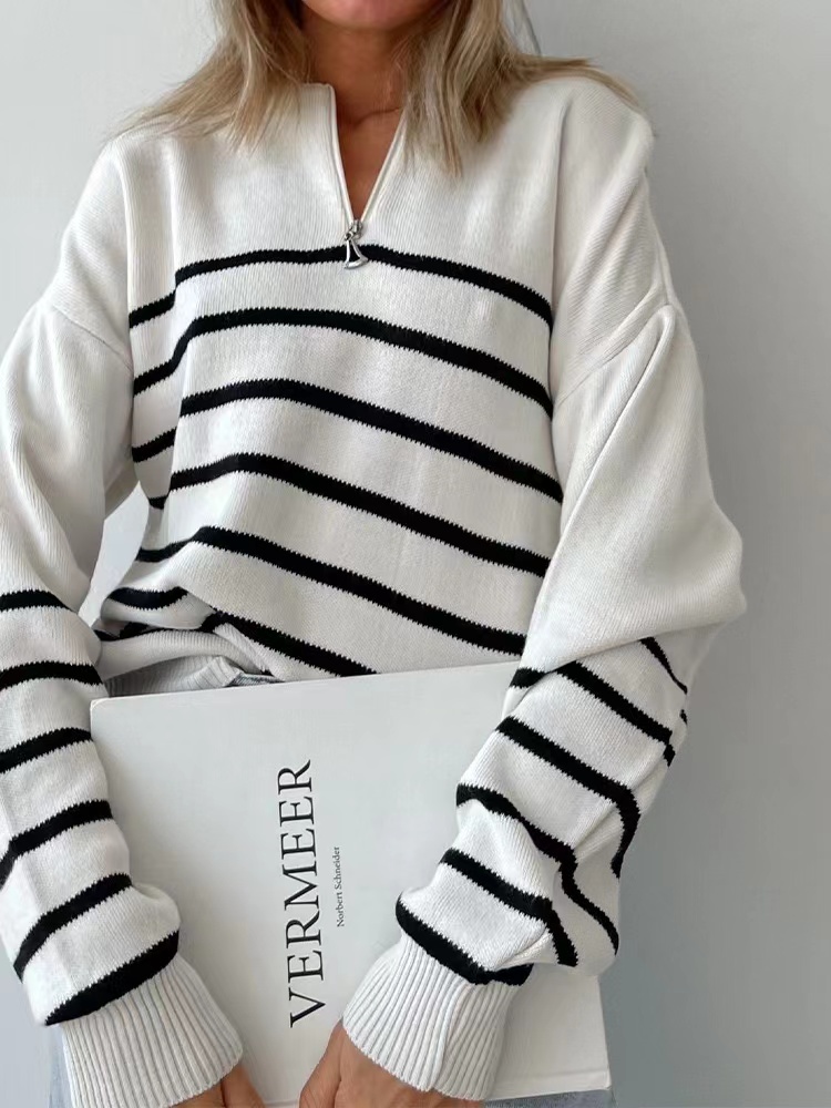 2022 Autumn Winter Striped Women Knitting O Neck Sweater Casual Loose Long Sleeve Zipper Pullover Vintage Female Black White Top alx