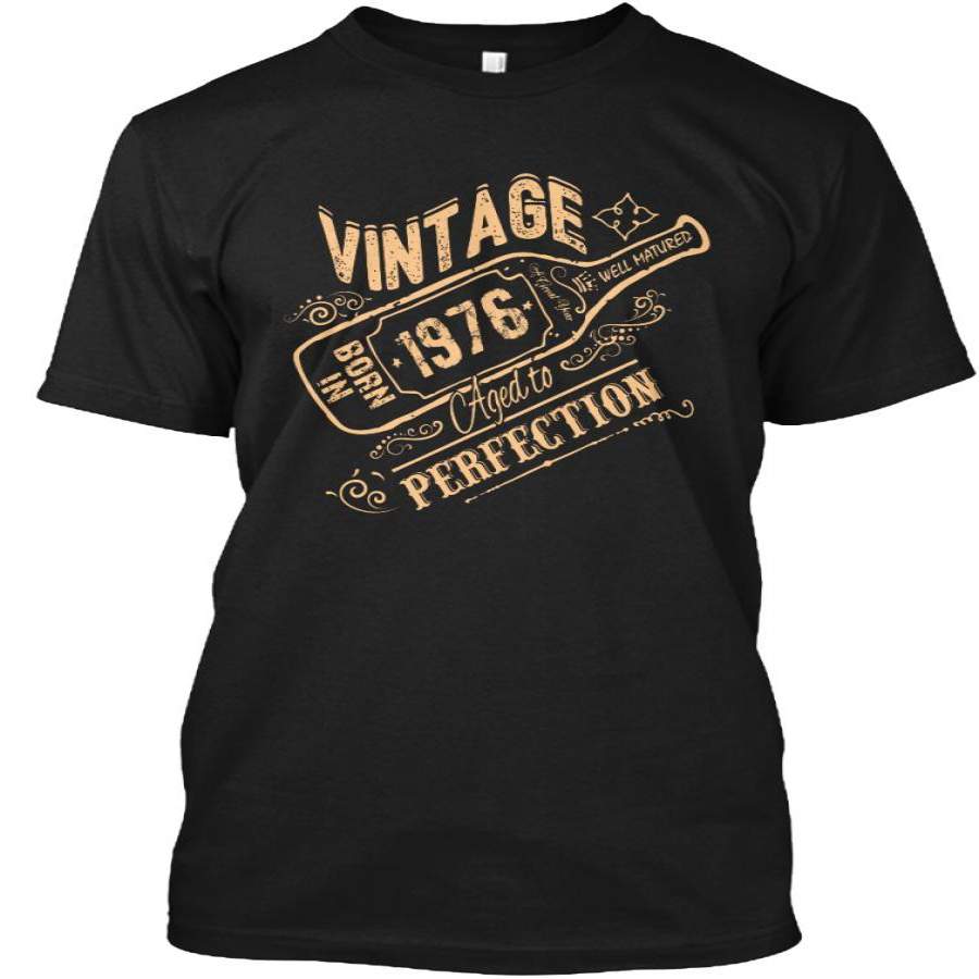 Vintage In Born 1976 – Birth Gifts T-shirt