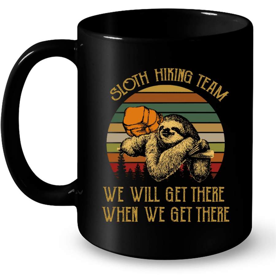 Sloth Hiking Team We Will Get There When We Get There, Classic Vintage Retro – Full-Wrap Coffee Black Mug