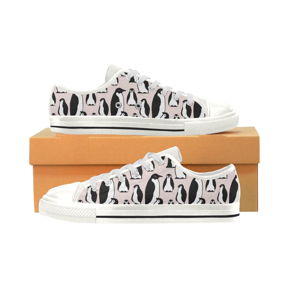 Penguin Pattern Background Women’s Low Top Shoes White