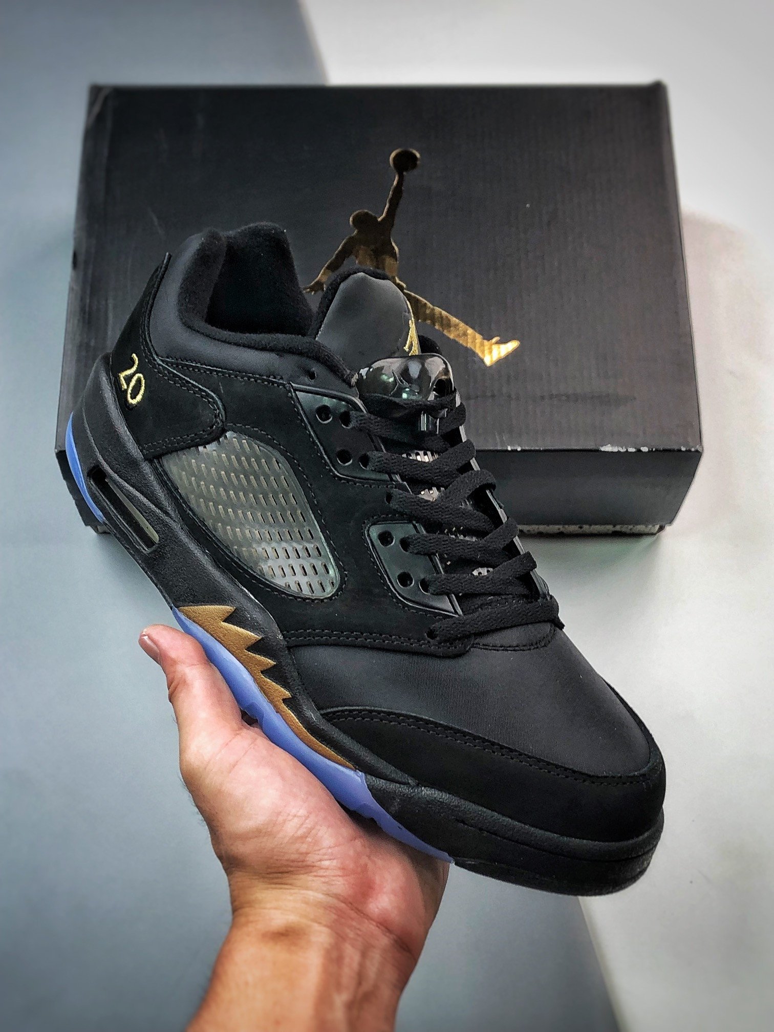 JD 5 Low Wings BlackMetallic Gold DJ1094-001 5341195