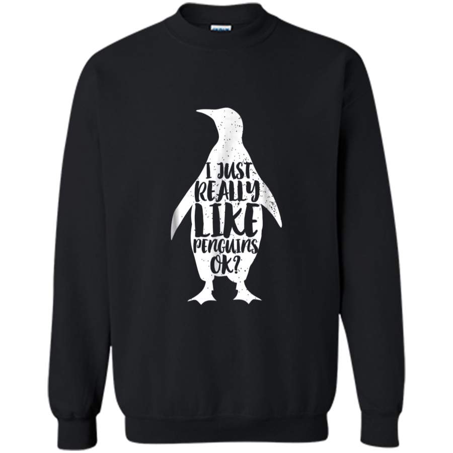 Cute Christmas Pajama Penguin  Cool Penguin Bird Love Printed Crewneck Pullover Sweatshirt