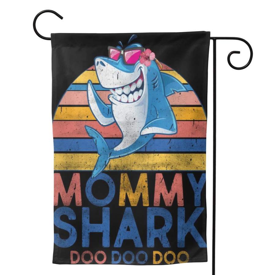 2 Pcs Garden Flag Vintage Retro Mommy Shark Doo Horizontal Poster 12.5″x18″ -Mothers Day, Birthday Gifts for Mom, Dad, Wife, Husband, Daughters, Grandma, Friends