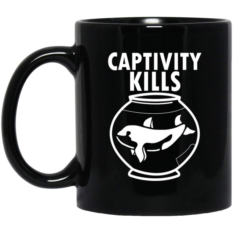 Captivity Kills Saying , Free the whales  Coffee Mug