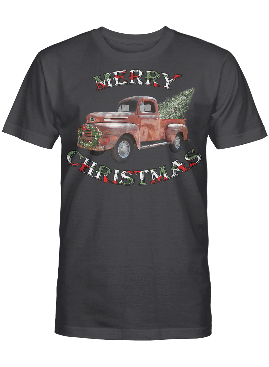 AmazeStyleZ Santa’s Reindeer, Ugly Christmas Sweater, Christmas Gift Ideas, Christmas Red Truck Xmas Gift Tree Vintage Merry Christmas T-Shirt