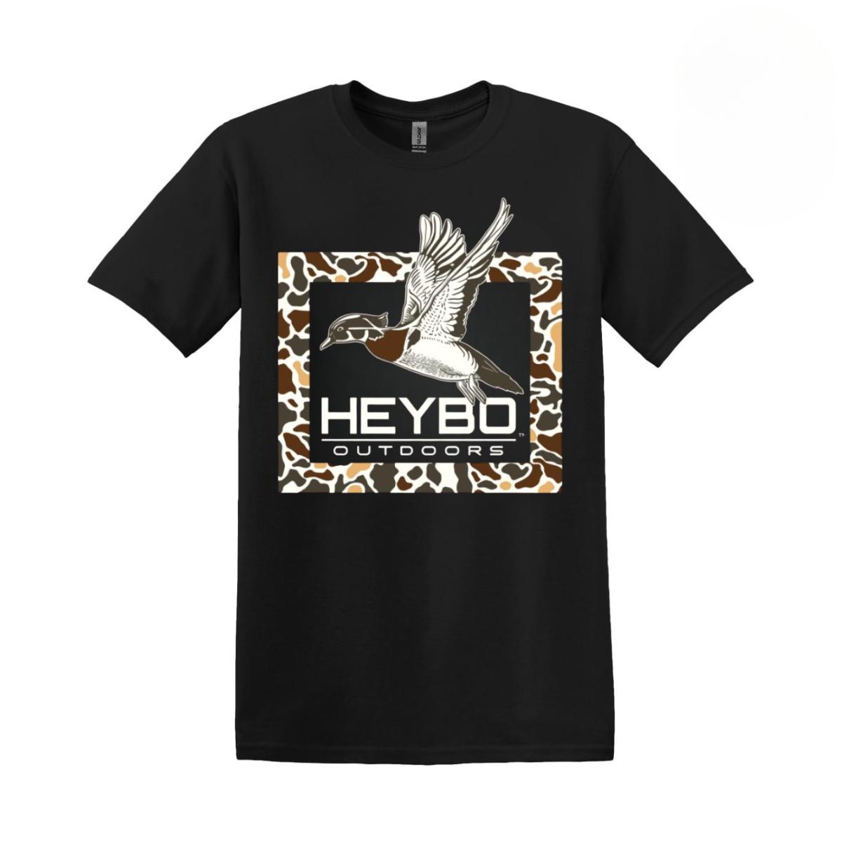 Heybo Outdoors Camo Duck T-Shirt , Flying Mallard Graphic with Camouflage Background , Short Sleeve Hunting Tee for Waterfowl Hunters , Comfortable Fit for Hunters Menswear Top Sport Classic Fabri