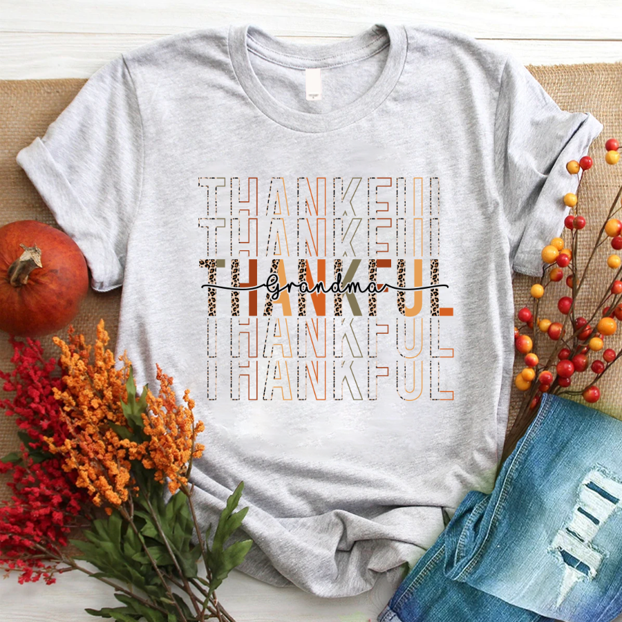 Thankful Grandma 2021, Personalized Grandma T-Shirt, Gift For Grandma
