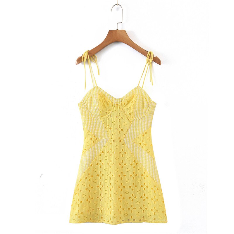 Summer 2022 New Fashion Sexy Woman Slim Backless Hollow Embroidery Stitching Strap Mini Dress alx