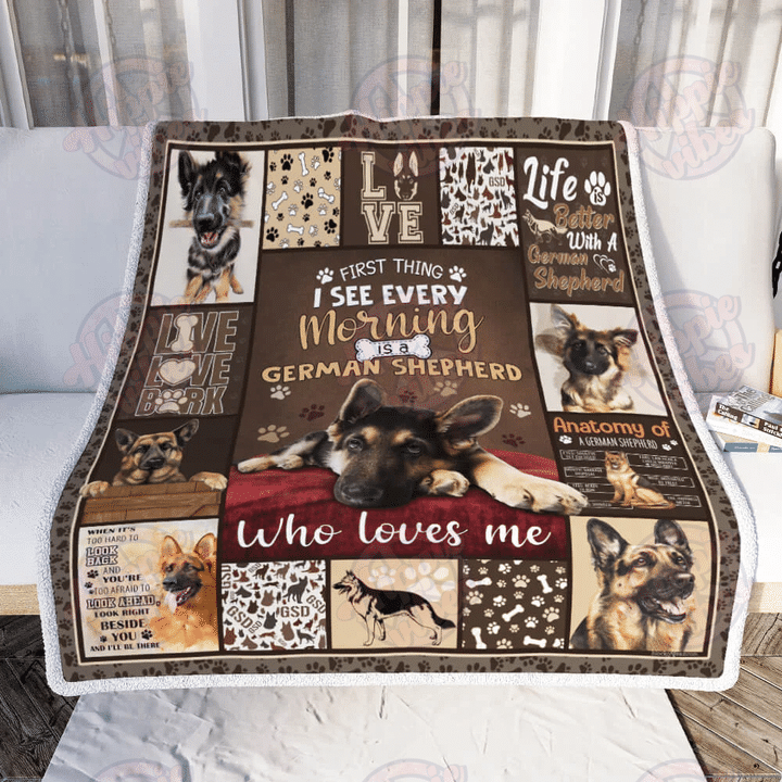 A German Shepherd Who Loves Me Blanket Gift For German Shepherd Dog Lovers Friend Birthday Gift Family Gift Home Decor Bedding Couch Sofa Soft And Comfy Cozy