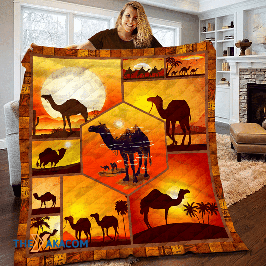 Wonderful Camel Couple Happy Together Sunset Special Gift For Animal Lovers Quilts Comforters