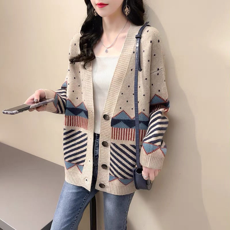 Sweater Coat Female Autumn and Winter Fashion New Contrast Color V-neck Long-sleeved Knitted Cardigan Women’s Top alx