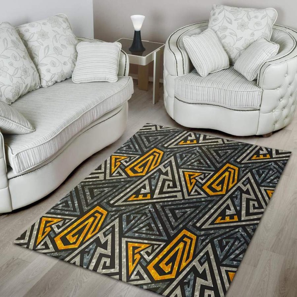 Grunge Geometric Triangle Area Rug