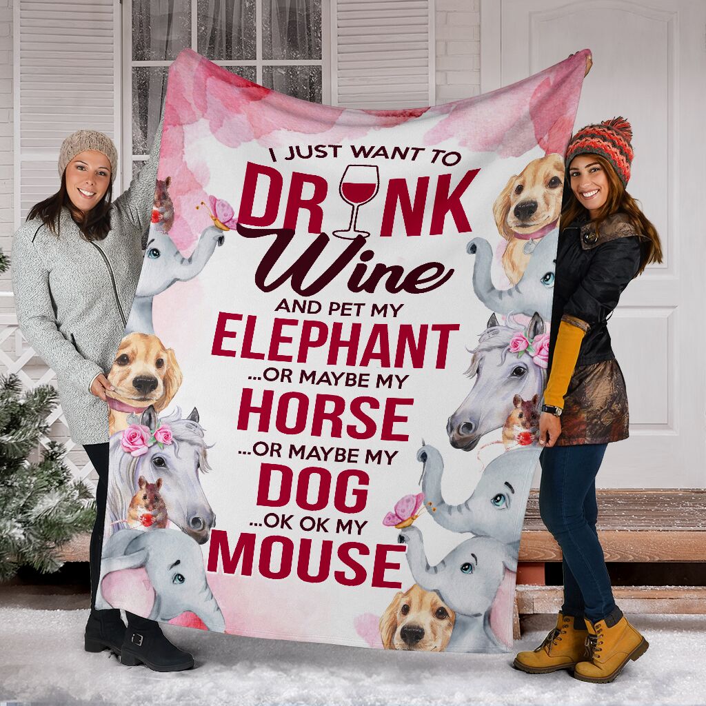 I Just Want To Drink Wine And Pet My Elephant… Mouse Kd Fleece Blanket