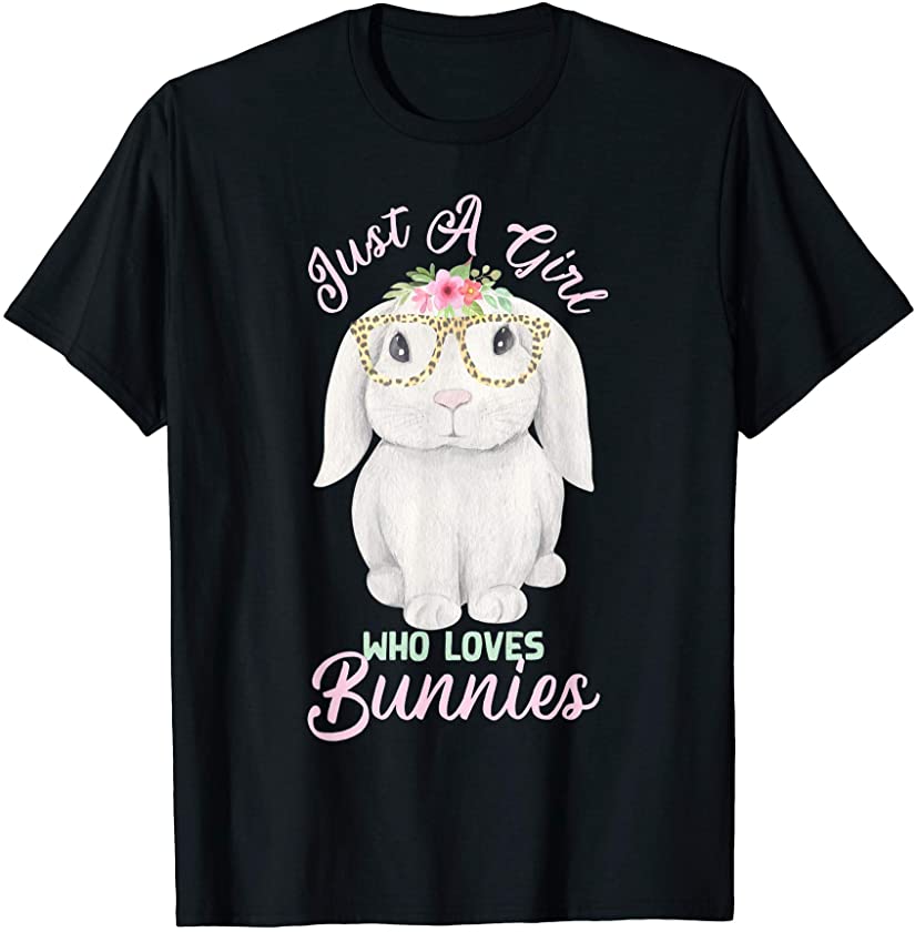 A Girl Who Loves Bunnies Cute Bunny Face Leopard Glasses T-Shirt