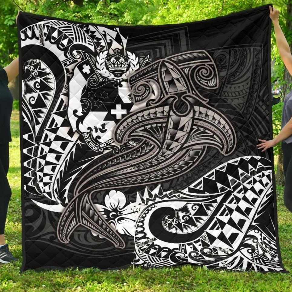 Tonga Premium Quilt  – White Shark Polynesian Tattoo – BN18