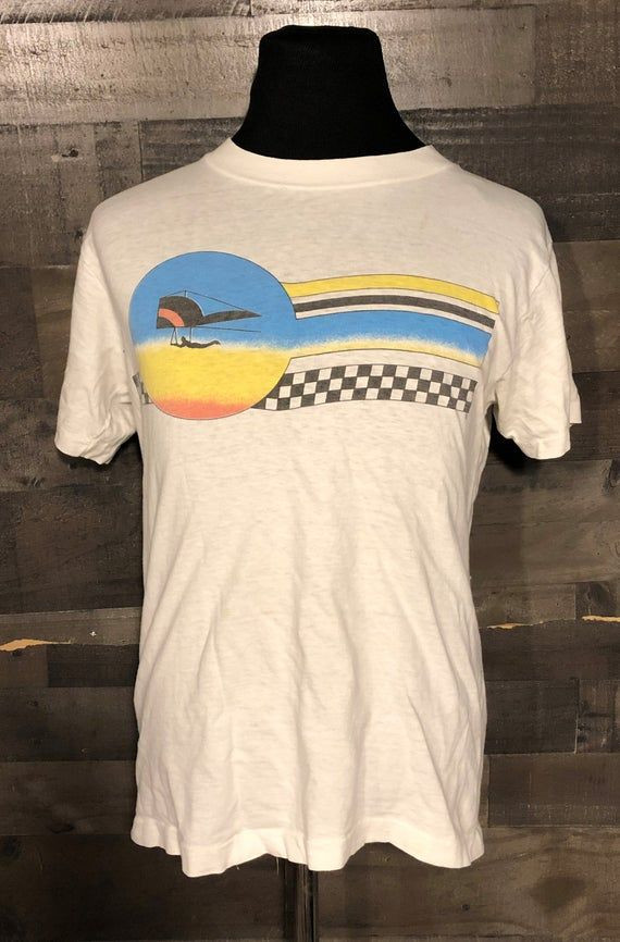 Vintage 80S 1980S Hang Gliding Extreme Sports Summer Vacation Graphic Shirt Hang Gliding 80S Vintage Shirt