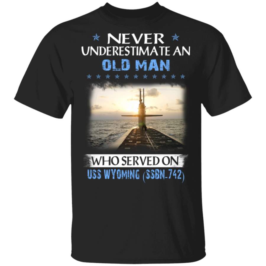 USS Wyoming SSBN-742 Veterans Day Christmas Gift T-Shirt