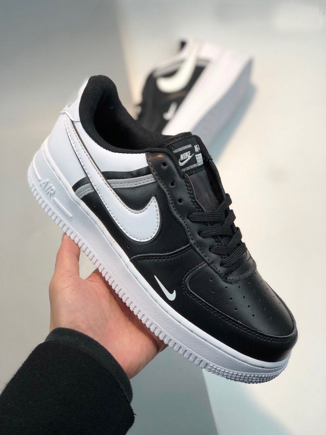 Nike Air Force 1 07 LV8 White Black 5340652