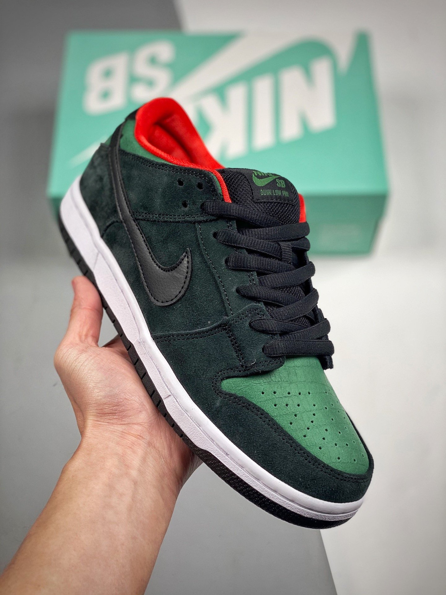 Nike SB Dunk Low Pro Reptile Black George Green 5339050