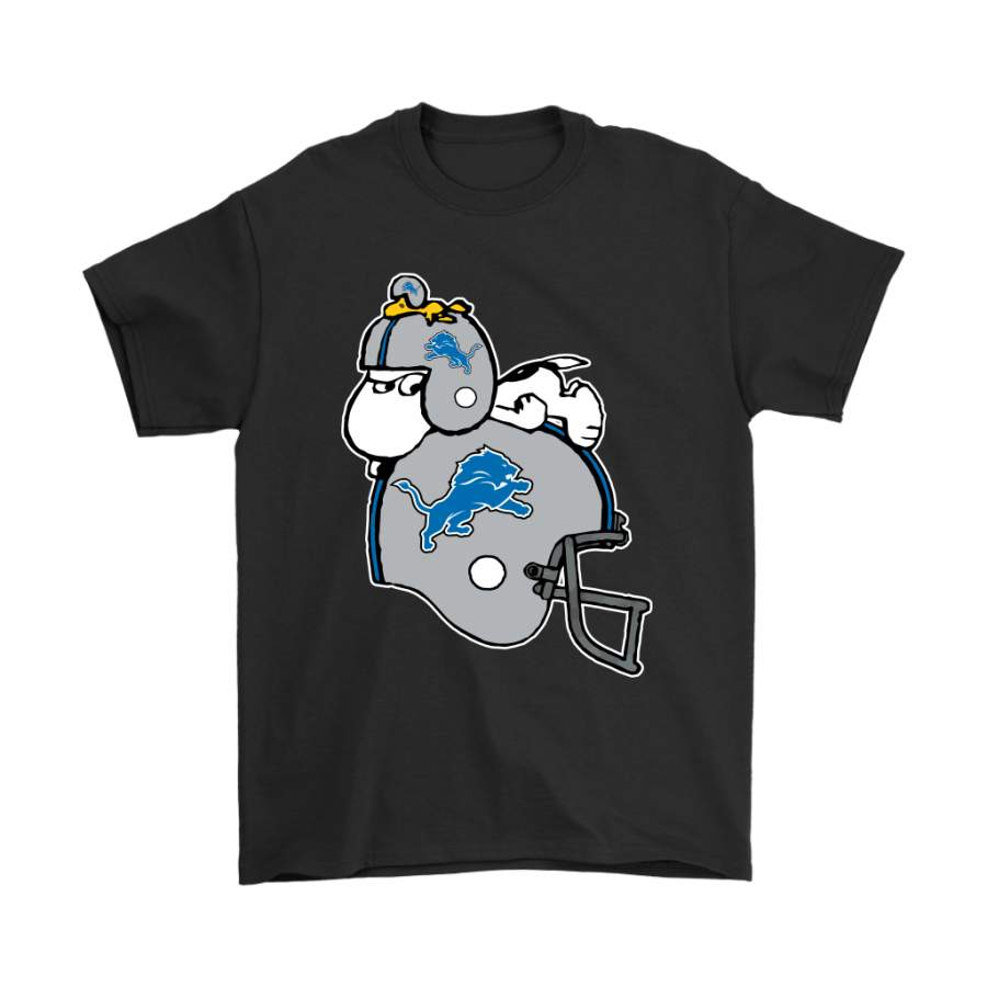 Snoopy And Woodstock Resting On Detroit Lions Helmet Shirts