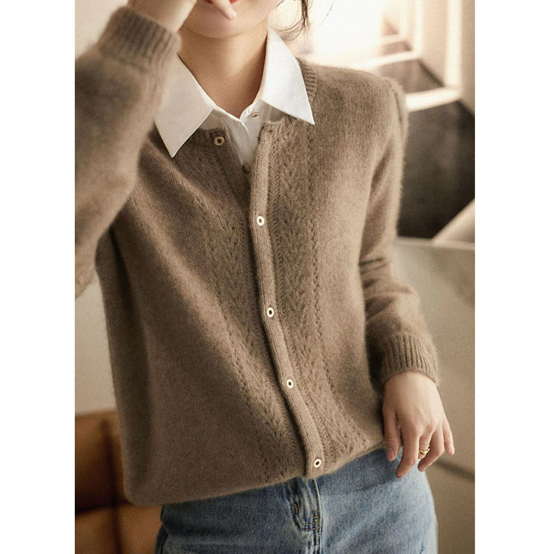 2022 New Pure Wool Cardigan Women Autumn and Winter Korean Edition Round neck SWEATER loose hollow SWEATER Short cashmere coat alx