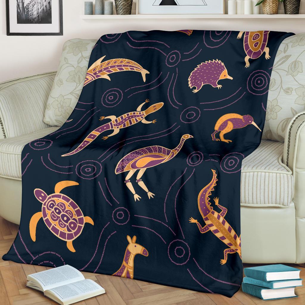 Premium Blanket – Indigenous Animals Patterns