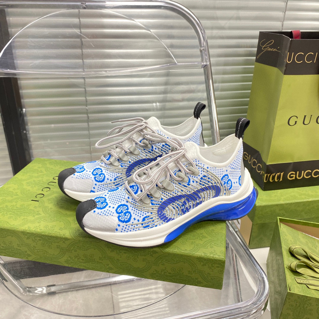 Gucci Run Shoes Sneakers In White And Blue SNK431111133