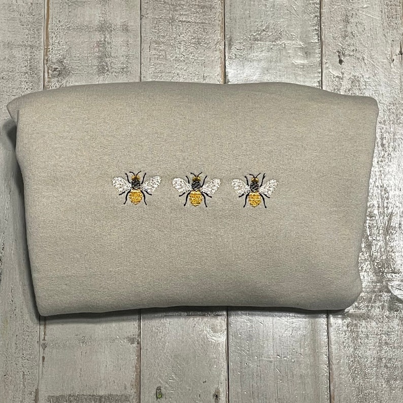 Embroidered Bumble Bee Crewneck-  Bee Sweatshirt -Cute Sweatshirt  – Trendy Crewneck
