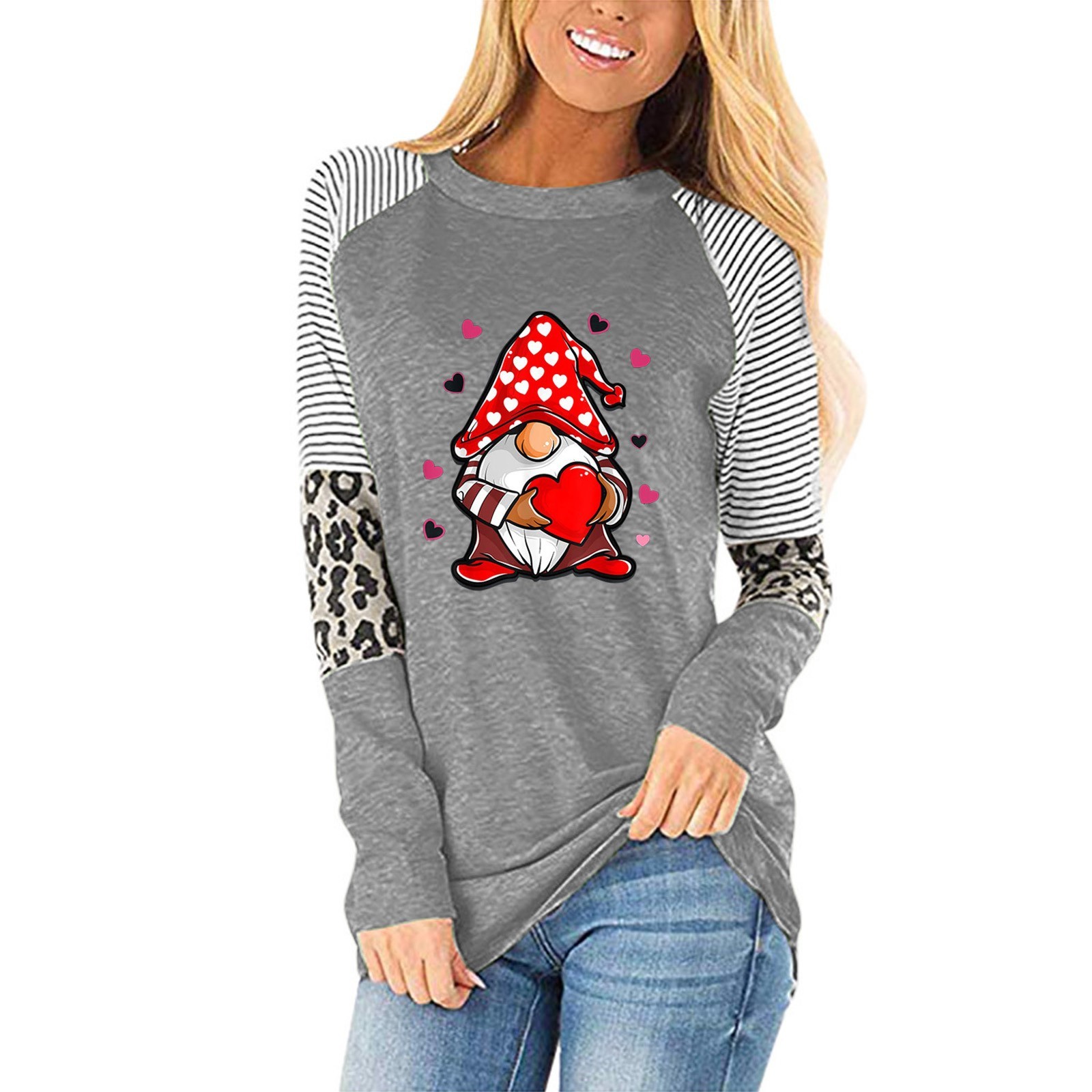 Women Sweatshirt Christmas Print O-Neck Short Sleeve Hoodies Fashion Kawaii Anime Casual Pullover Sweater Top Блузки Hoodies alx