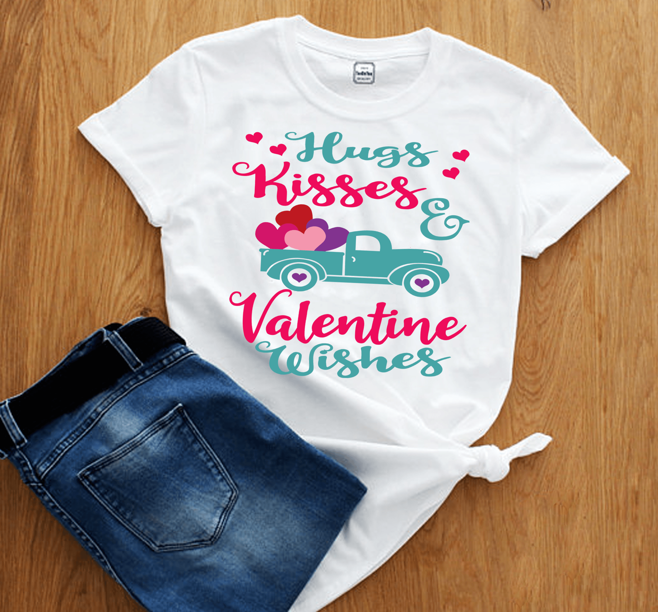 “Hugs Kisses & Valentine Wishes.”, T-Shirt.