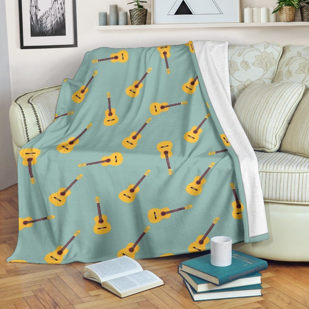 Penguin Sherpa Fleece Blanket KOZB