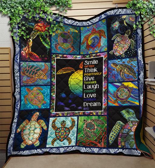 ViticStore™ 3D All Over Printed Doodle Art Turtle – Soft Cotton Kingsize Quilt