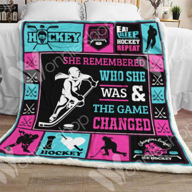 Ice Hockey Girl Sherpa Blanket OCT1503 90O35