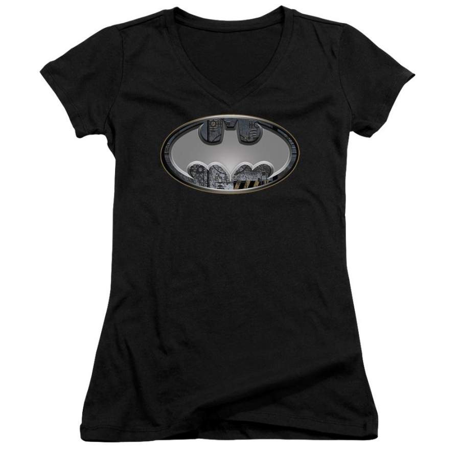 Batman – Steel Wall Shield Junior V Neck