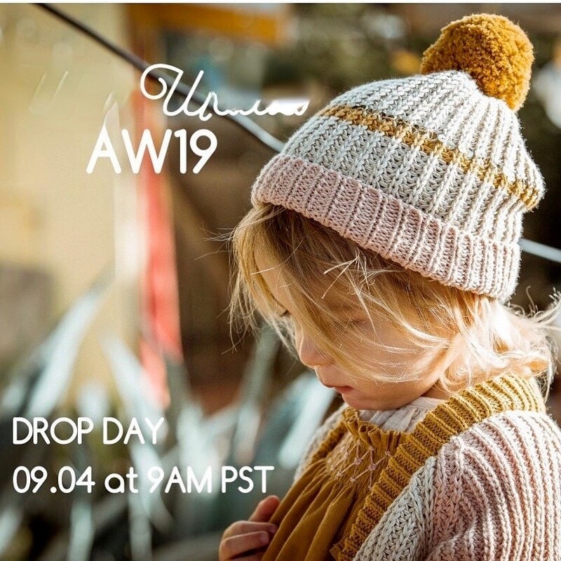 2021 Autumn and Winter New WAWA Series Girls Knitted Embroidery Sweater Girl Corduroy Suspender Dress Girl Sweater alx