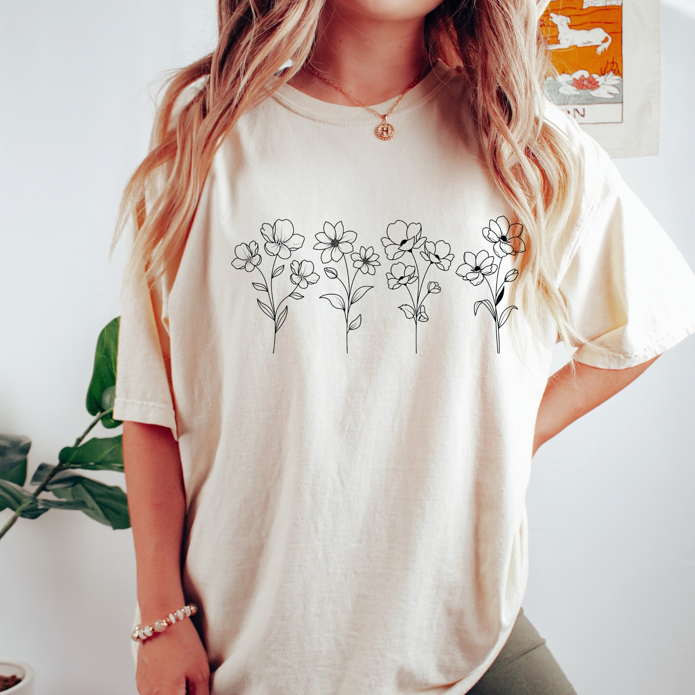 Flower Shirt, Botanical Shirt, Floral Shirt, Wildflower Shirt, Gift for Her, Wild Flowers Shirt, Gift for Mom, Mothers Day Gift, Wildflower