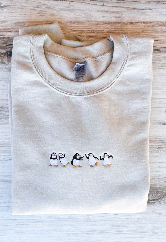 Embroidered Penguin Sweatshirt, Animal Crewneck, Embroidered Penguin Crewneck Animal Lover Sweatshirt, Cute Penguins Crewneck, Fun Outfit