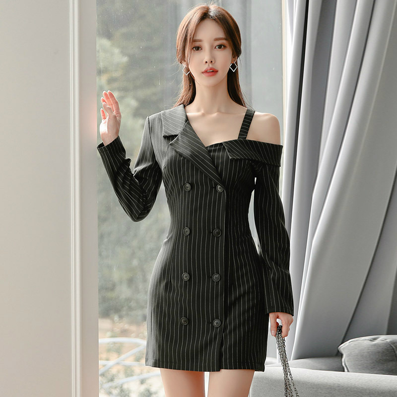 Brand Designer Runway Dress 2020 New Off-shoulder Print Strip Korean Fall Dress Women Black Winter Dress Plus Size Vestiti Donna alx