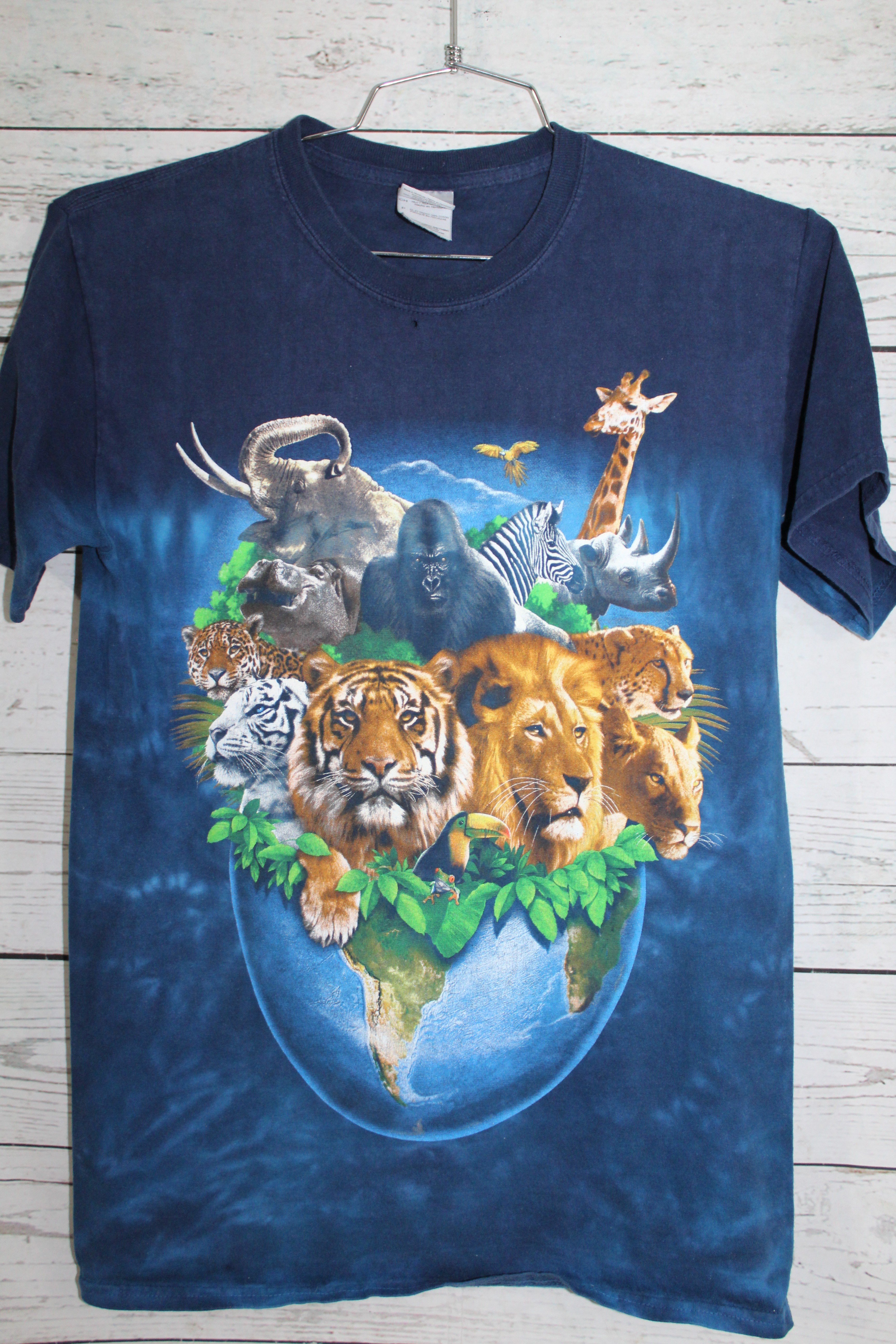 Planet Earth With Animals From Africa Tiger Lion Gorilla Elephant Vintage Animal Nature Tie Dye T-Shirt