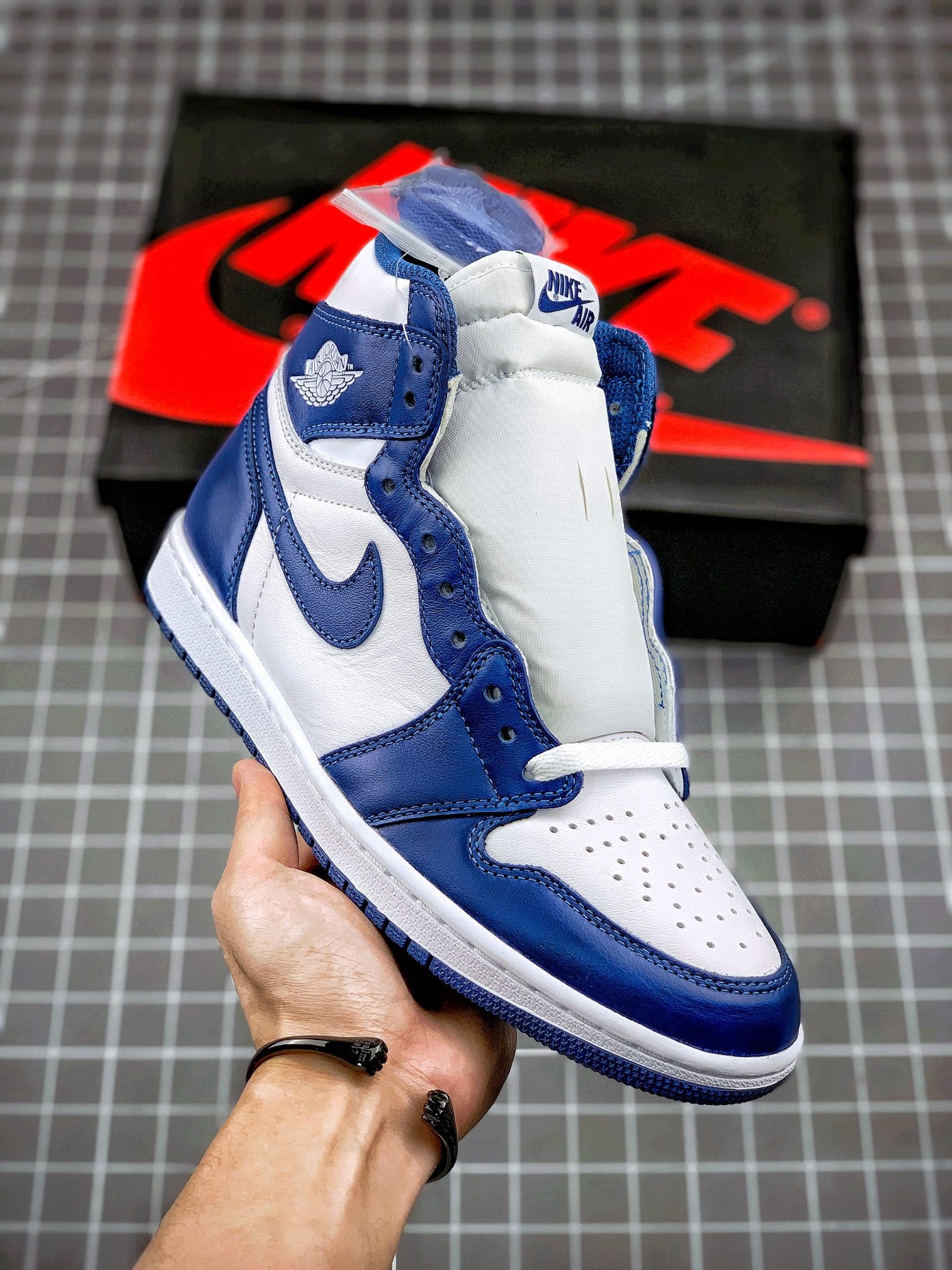 JD 1 Retro High OG WhiteStorm Blue 555088-127 5341482