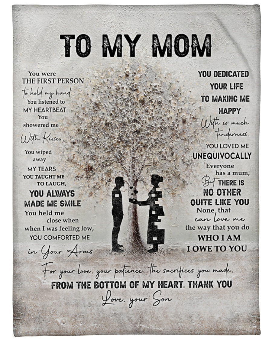 To My Mom You Were The First Person To Hold My Hand, Fleece Blanket – Quilt Blanket, Mother S Day Gift From Son To Mom, Meaningful Mother S Day Gift, Home Decor Bedding Couch Sofa Soft And Comfy Cozy