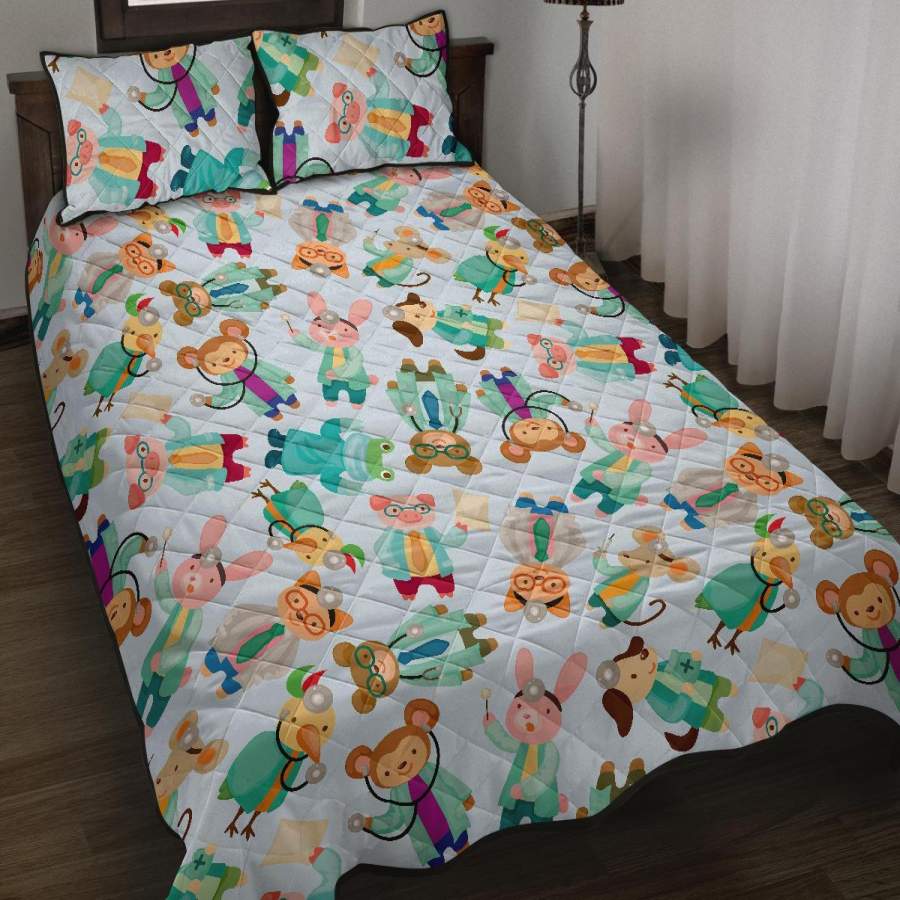 Animal Nurse Pattern Print Bed Set Quilt