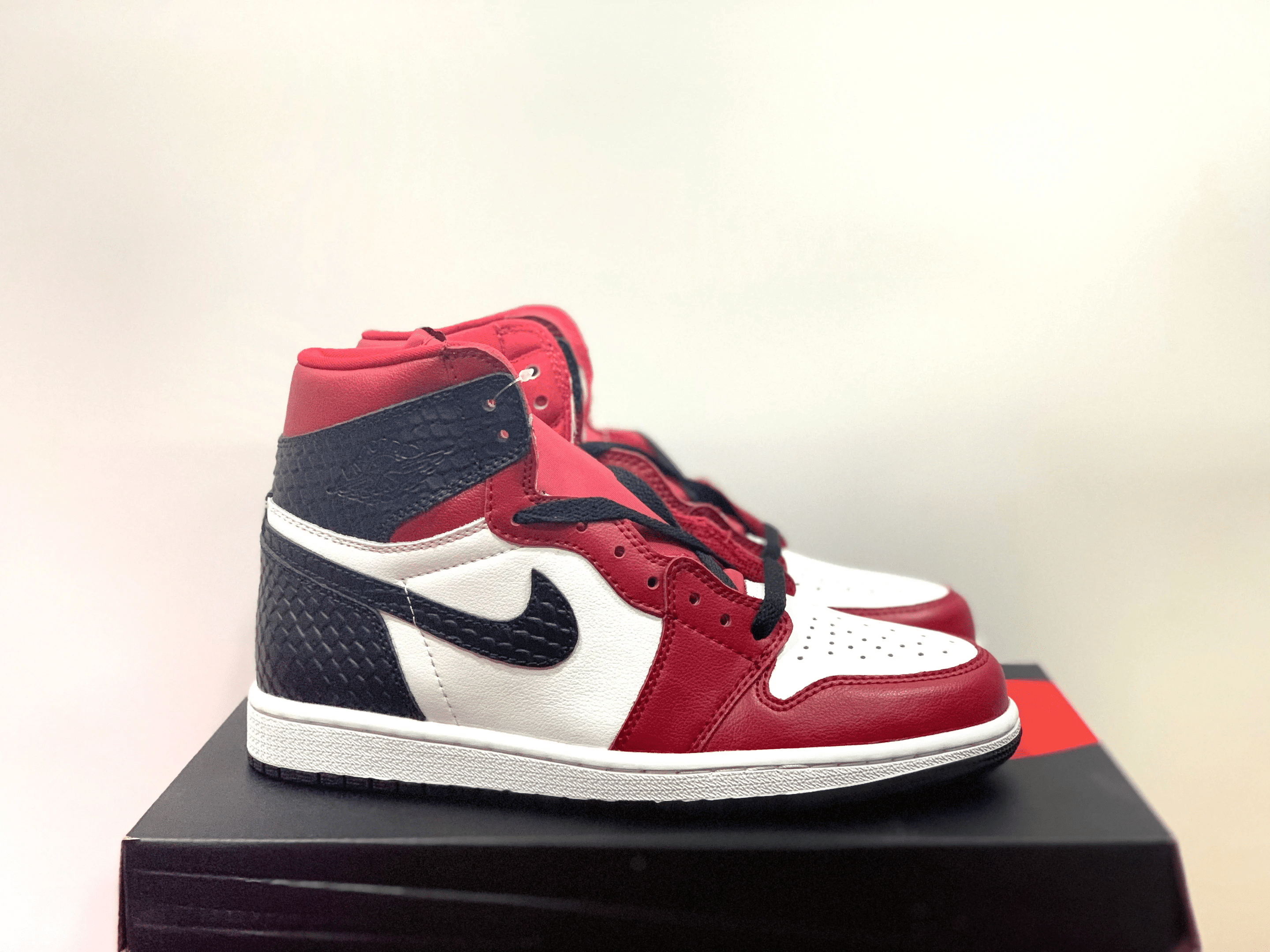 Nike Wmns JD 1 Retro High OG ‘Satin Red’ Men Shoes Sneakers SNK153242211