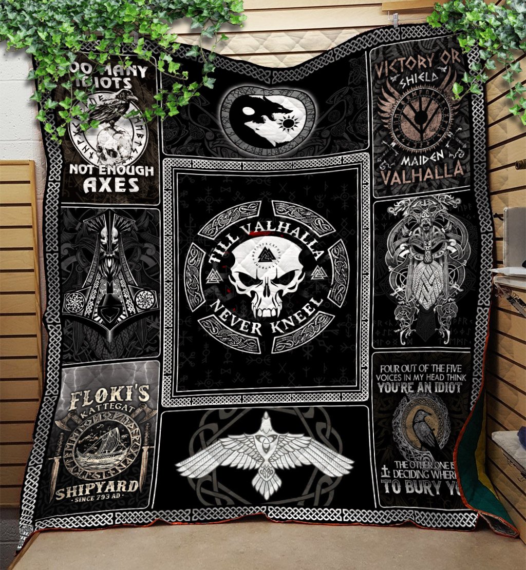 Till Valhalla Never Kneel Skull Viking Quilt Blanket - TattoosCafe