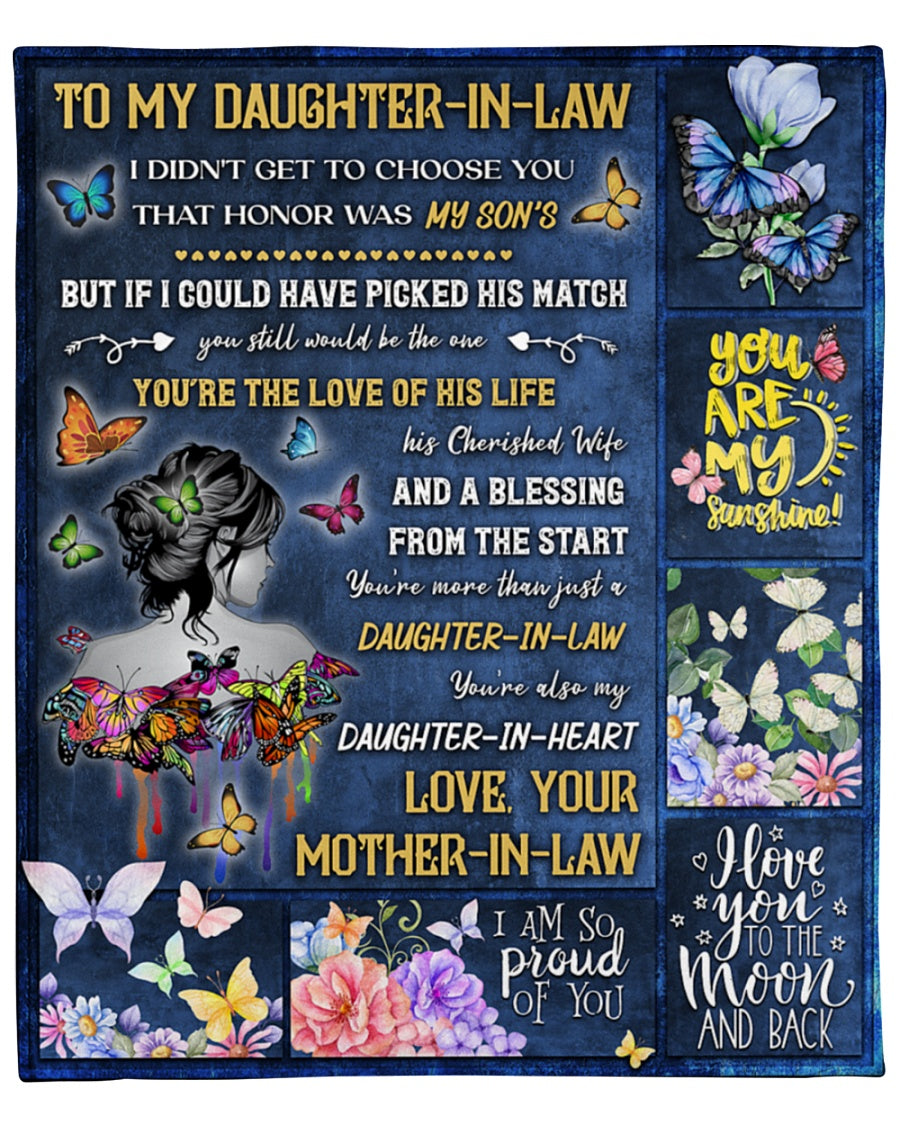 To My Daughter-In-Law, You’Re My Sunshine Butterflies Fleece Blanket Gift For Family For Birthday Home Decor Bedding Couch Sofa Soft And Comfy Cozy