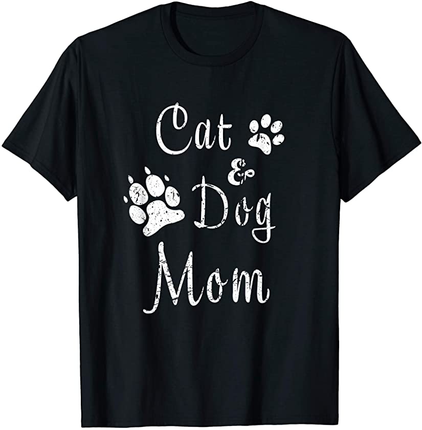 Cat and Dog Mom Kitten Puppy Mama Distressed Vintage Design T-Shirt