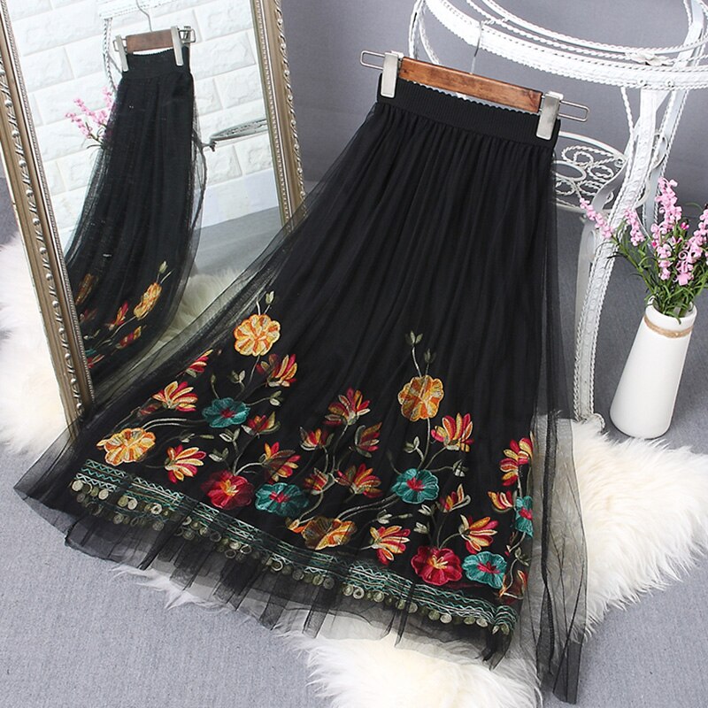 2022 Summer Elastic Waist Flower Embroidery Gauze Skirt.sexy Boho Elegant Black White Floral Embroidered Skirts alx