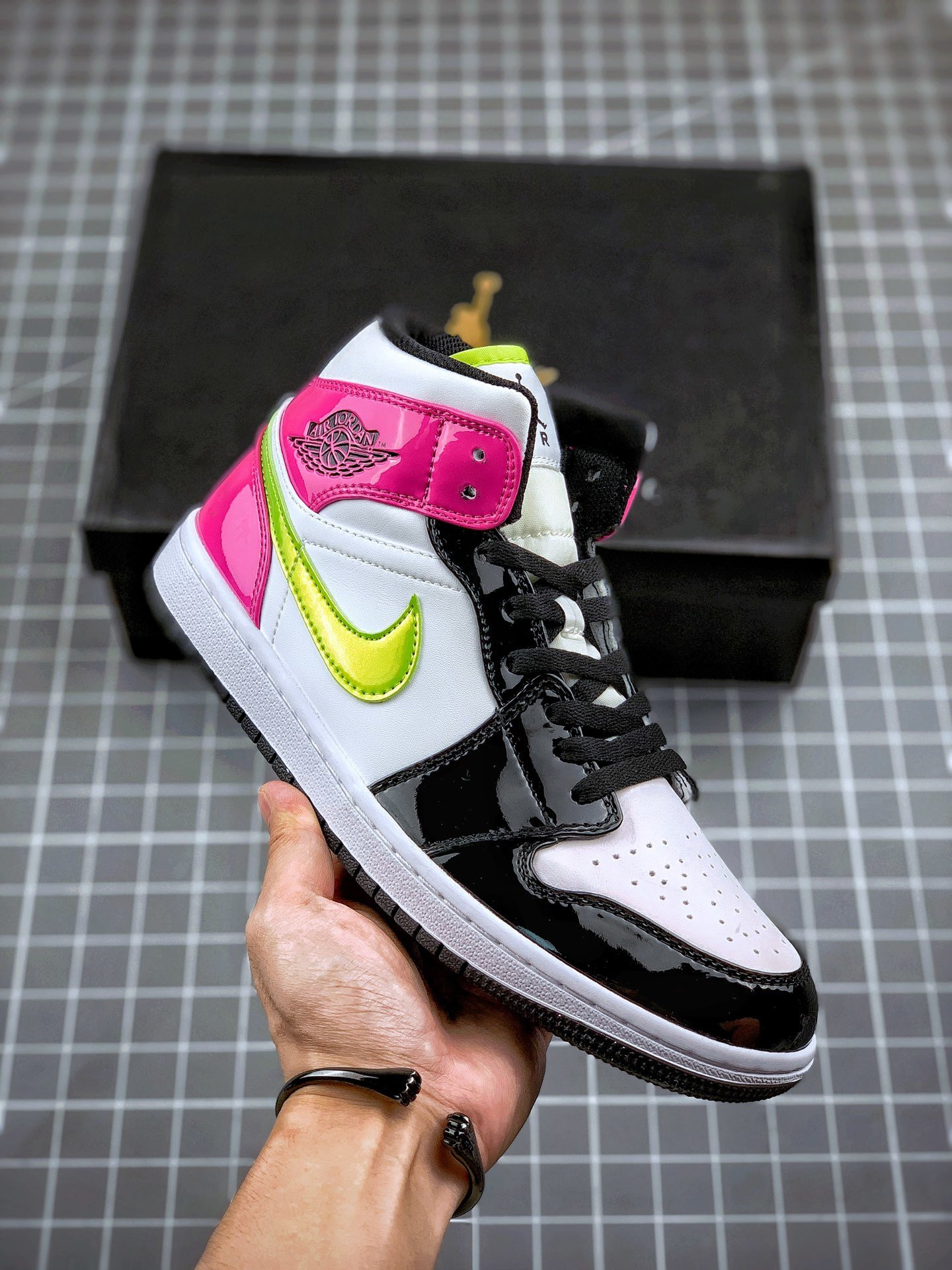 JD 1 Mid Black Pink Patent Leather 5341686