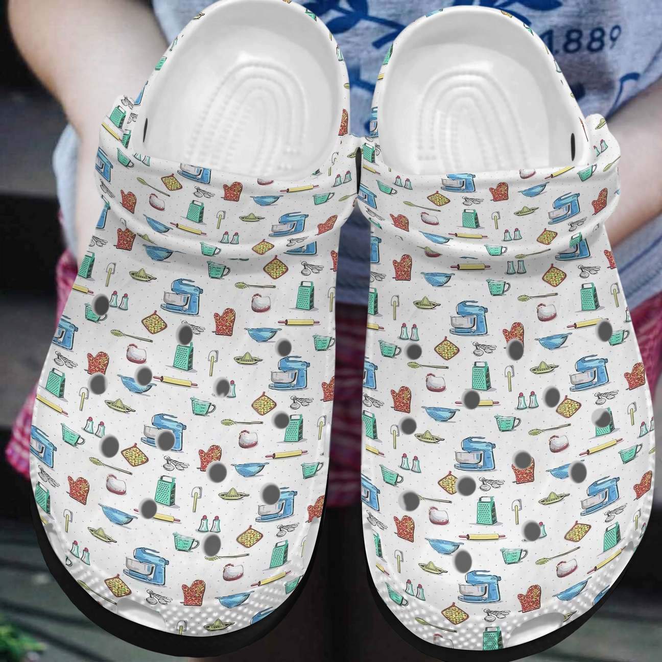 Baking Personalized Clog, Custom Name, Text, Color, Number Fashion Style For Women, Men, Kid, Print 3D Just A Girl Who Loves Baking